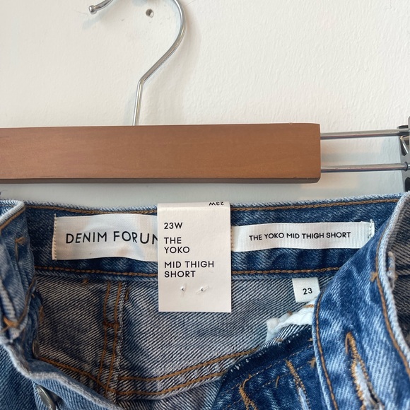 Aritzia Denim Forum Yoko Short - Picture 3 of 4